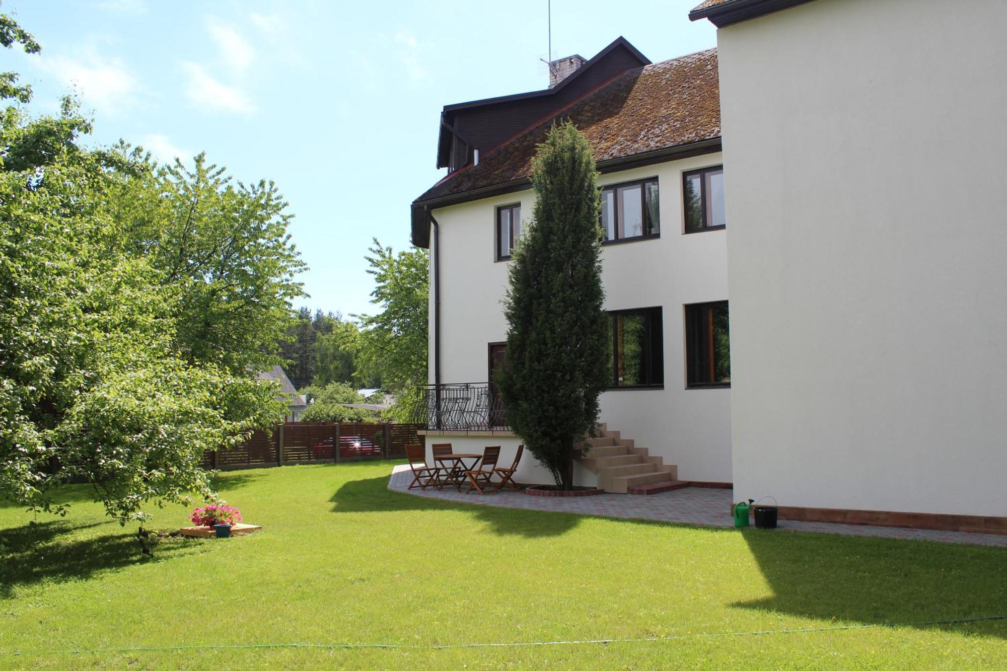 Villa Neubad Saulkrasti Buitenkant foto